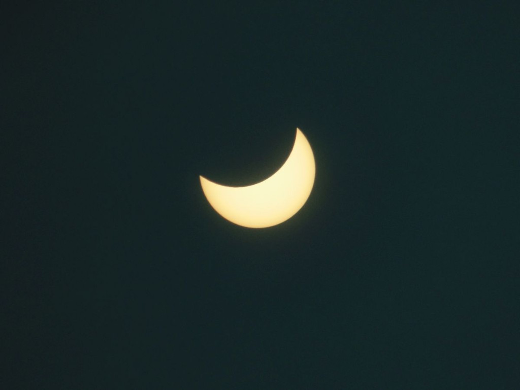 Zaćmienie Słońca na ziemi chrzanowskiej w obiektywach naszych Czytelników - 20.03.2015