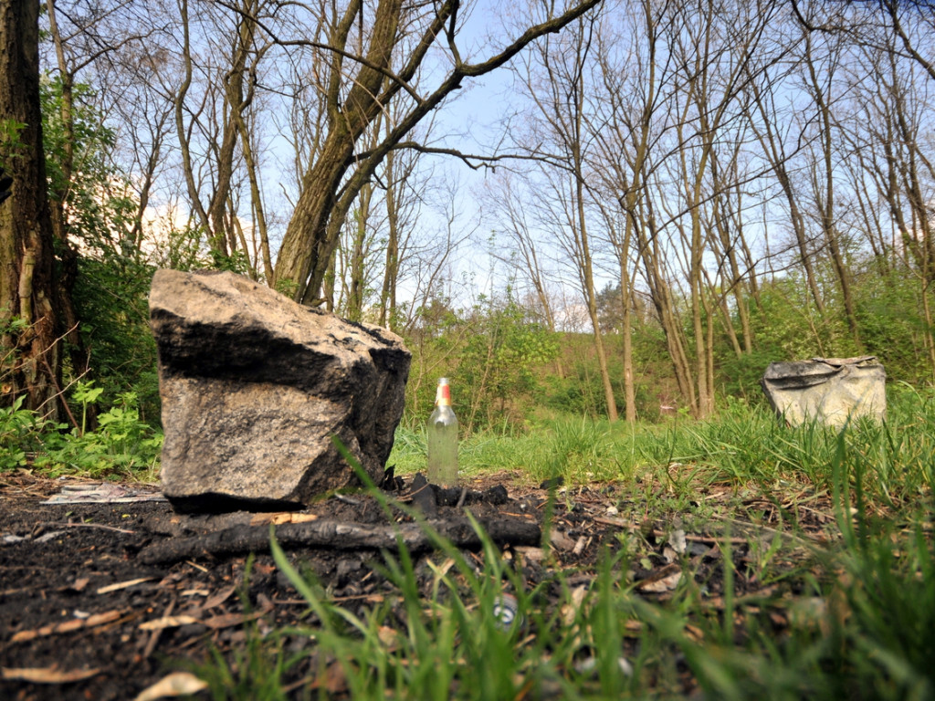 Dolina Chechła w Chrzanowie jak wielkie śmietnisko – 29.04.2015 r.