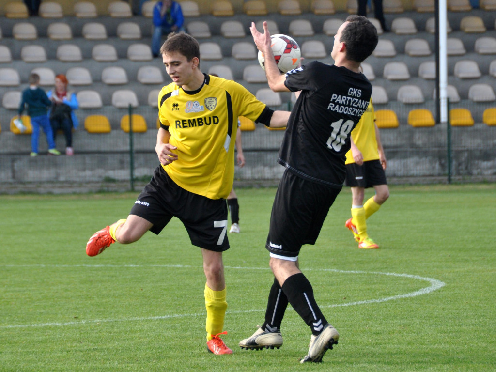 Mecz III ligi MKS Trzebinia-Siersza - Partyzant Radoszyce 0-0