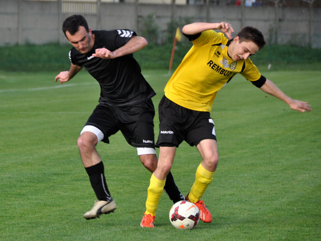 Mecz III ligi MKS Trzebinia-Siersza - Partyzant Radoszyce 0-0