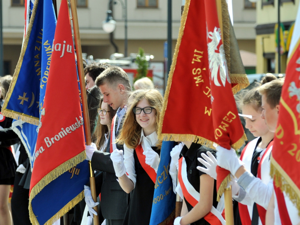 Rocznica uchwalenia Konstytucji i Dzień Strażaka na Rynku w Trzebini - 3.05.2015 r.