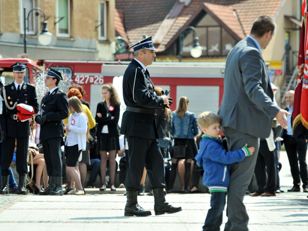 Rocznica uchwalenia Konstytucji i Dzień Strażaka na Rynku w Trzebini - 3.05.2015 r.