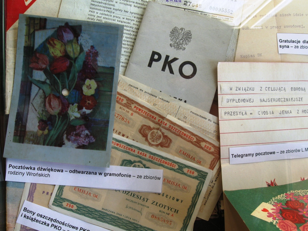Wystawa Eksperyment PRL w MBP w Trzebini - maj 2015