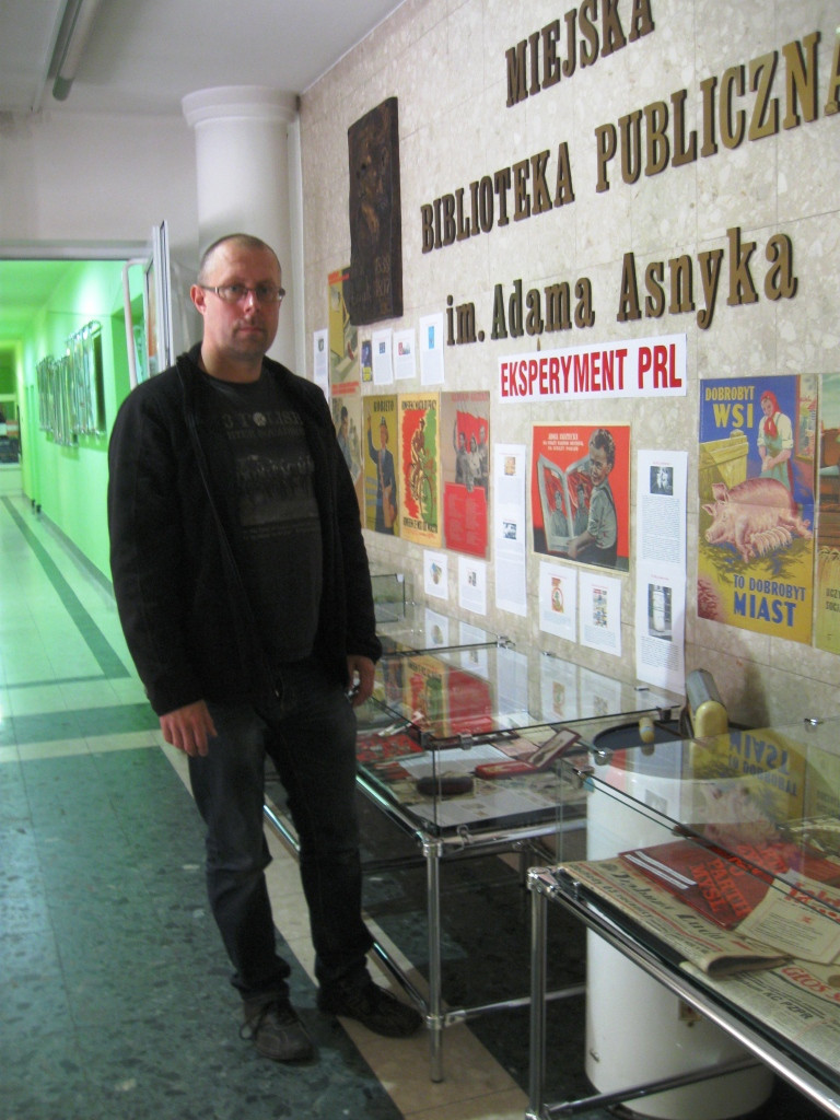 Wystawa Eksperyment PRL w MBP w Trzebini - maj 2015