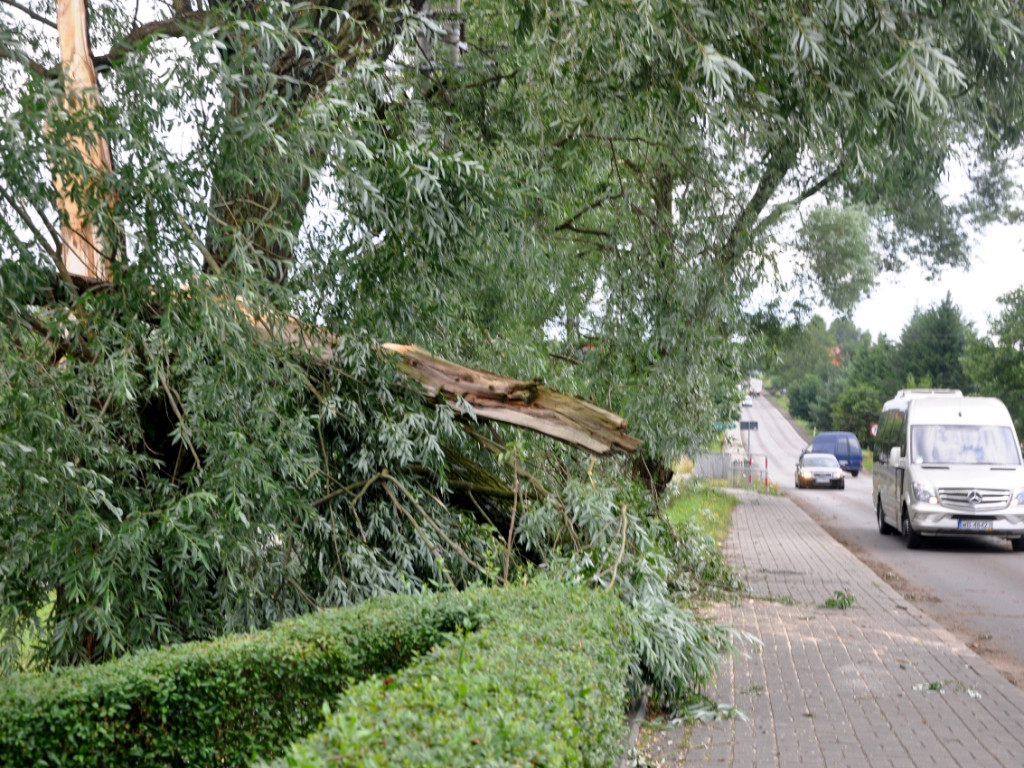 Skutki nawałnicy na ziemi chrzanowskiej - 8.07.2015