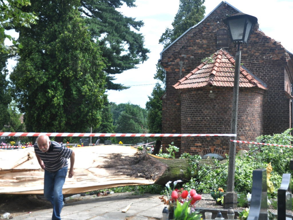 Skutki nawałnicy na ziemi chrzanowskiej - 8.07.2015