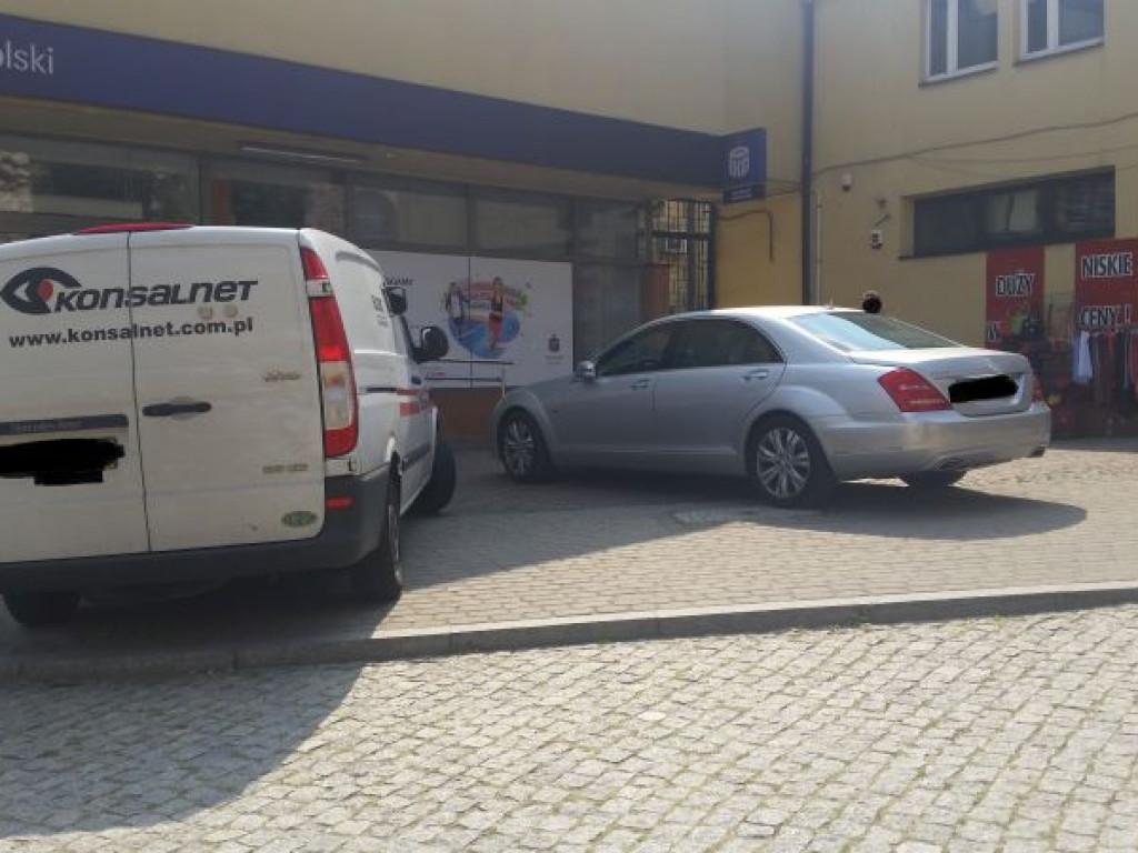 Parkowanie na chrzanowskim Rynku - 7.08.2015