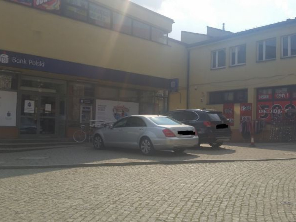 Parkowanie na chrzanowskim Rynku - 7.08.2015