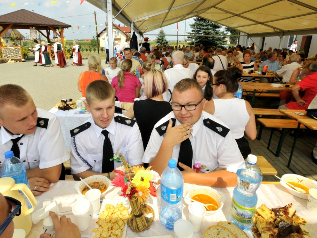 Gorąco na dożynkach w Bobrku – 15.08.2015 r.