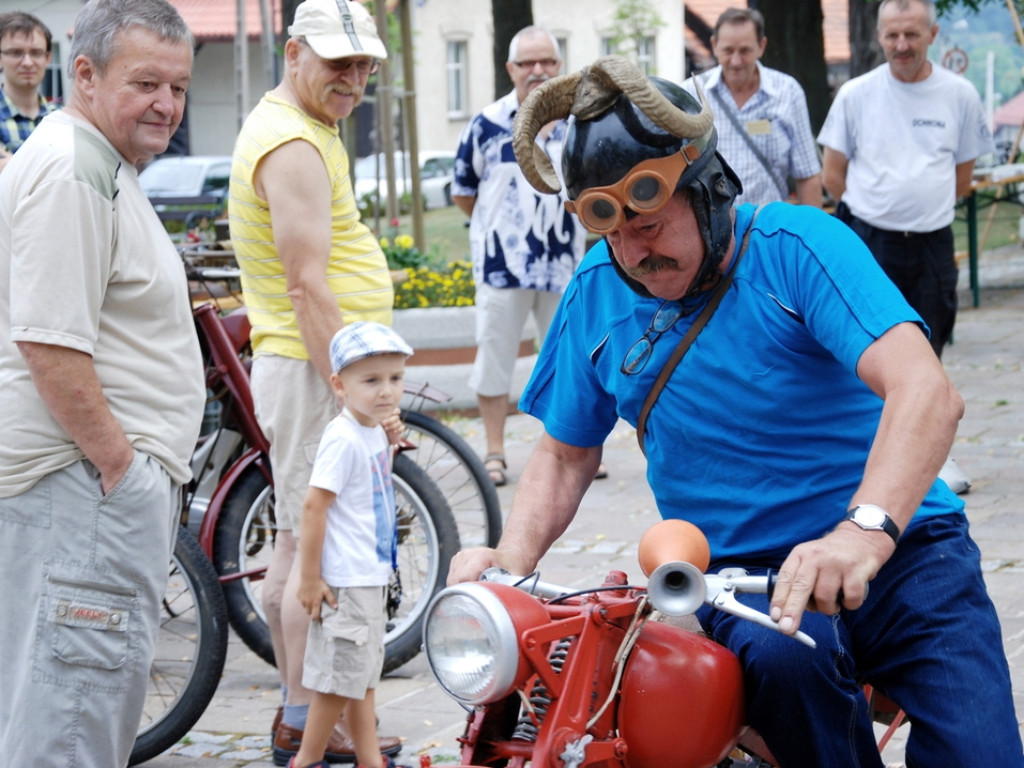 Wystawa staroci w Alwerni – 16.08.2015 r.
