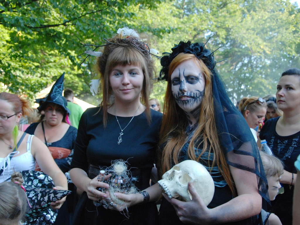 Zlot Wiedźm i Czarownic na lipowieckim zamku - 30.08.2015 r.