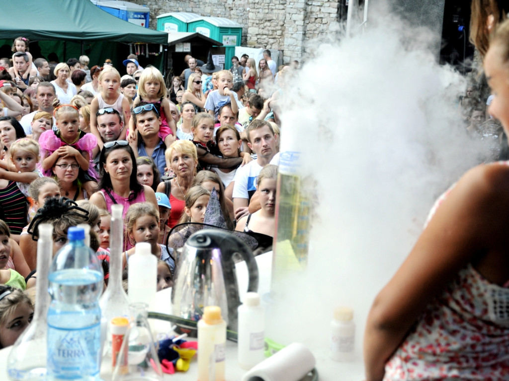 Zlot Wiedźm i Czarownic na lipowieckim zamku - 30.08.2015 r.