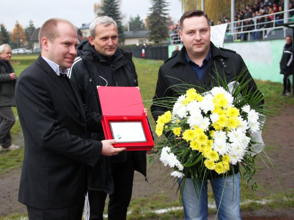 Mecz Górnik Libiąż - Górnik Zabrze z okazji 70-lecia libiąskiego klubu - 11.11.2015 r.