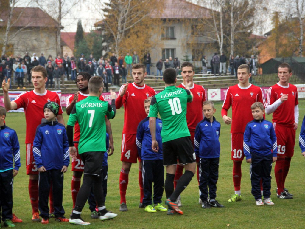 Mecz Górnik Libiąż - Górnik Zabrze z okazji 70-lecia libiąskiego klubu - 11.11.2015 r.