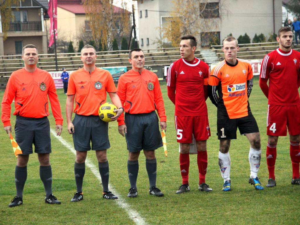 Mecz Górnik Libiąż - Górnik Zabrze z okazji 70-lecia libiąskiego klubu - 11.11.2015 r.