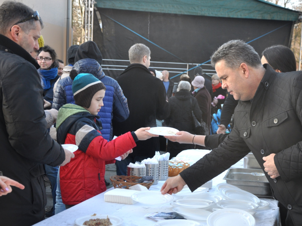 Wigilia na Rynku w Krzeszowicach 20.12.2015 r.