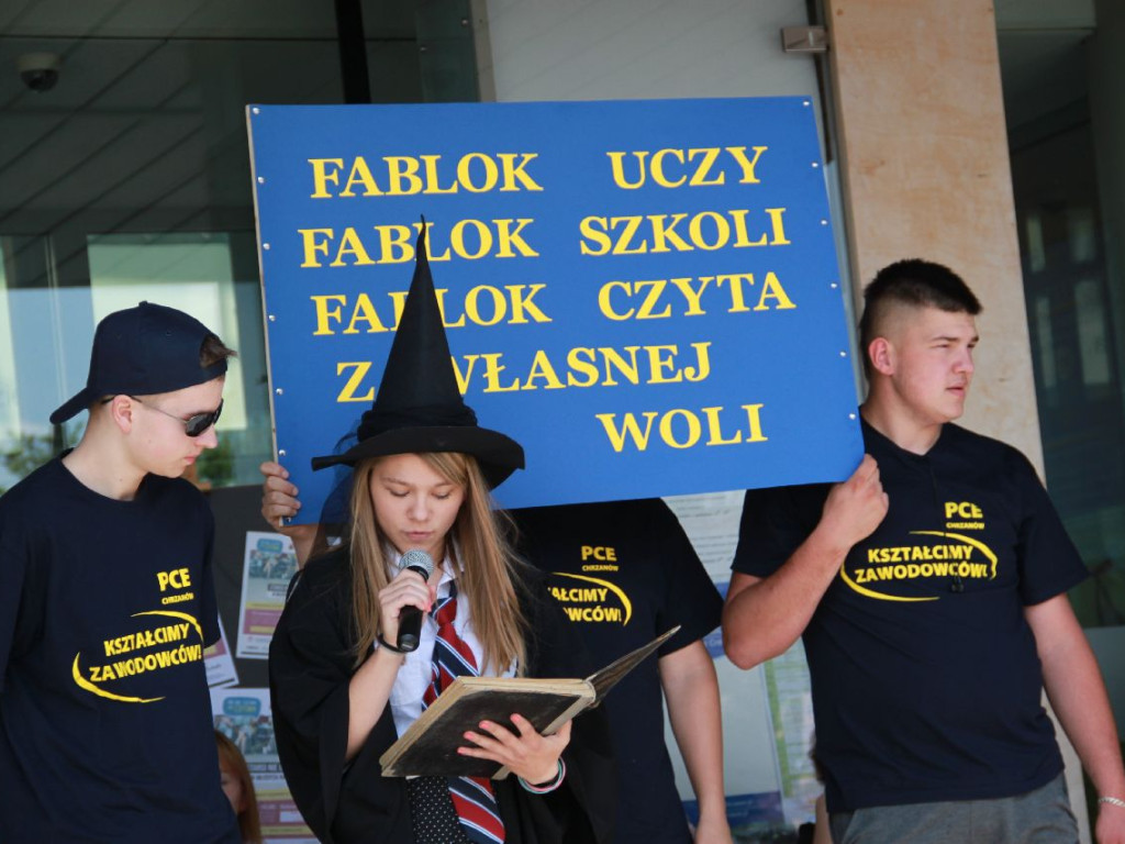 Wspólne czytanie przy MBP w Chrzanowie - 10.06.2016 r.