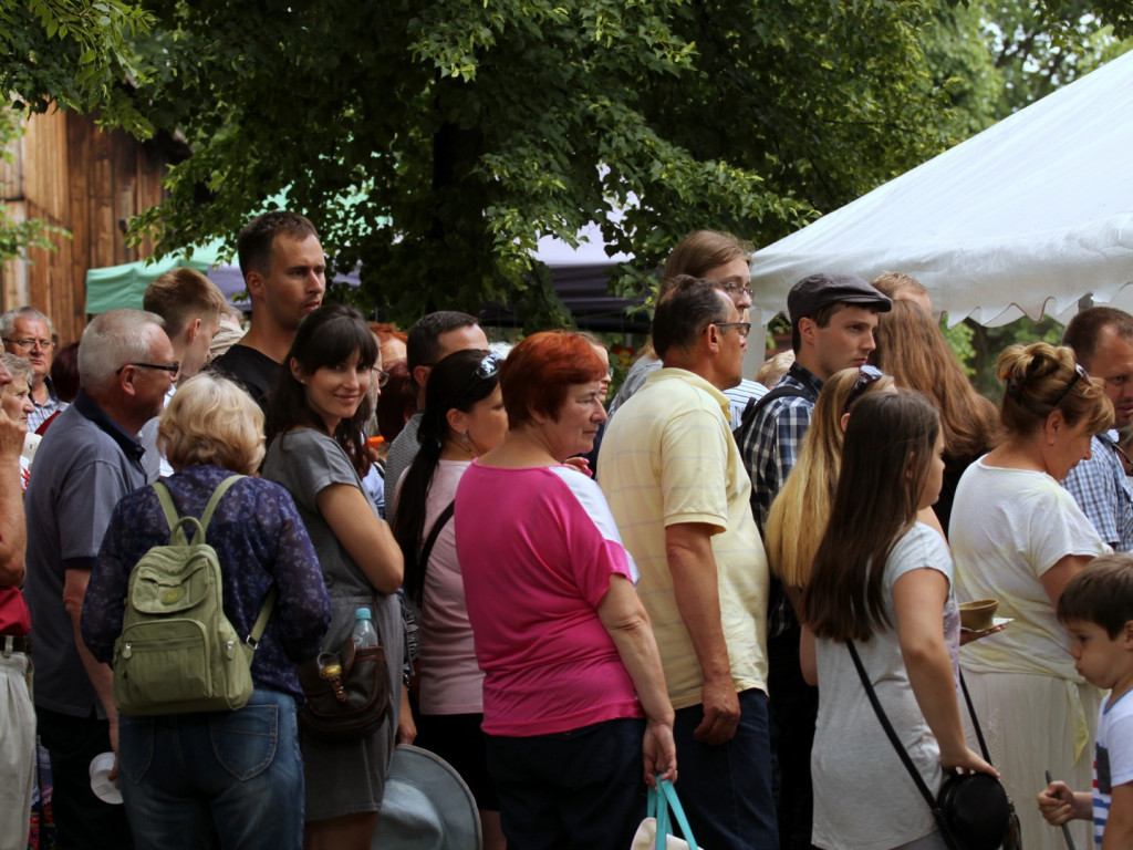 Konkurs Potraw Regionalnych w Wygiełzowie (12.06.2016) w obiektywie Mieczysława Bolka