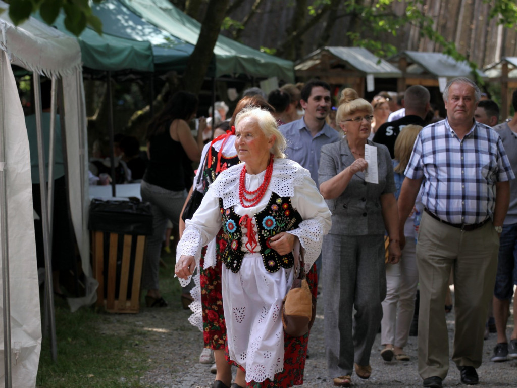 Konkurs Potraw Regionalnych w Wygiełzowie (12.06.2016) w obiektywie Mieczysława Bolka
