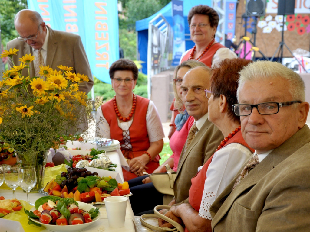 Powiatowy Piknik Seniora w Karniowicach - 6.08.2016 r.