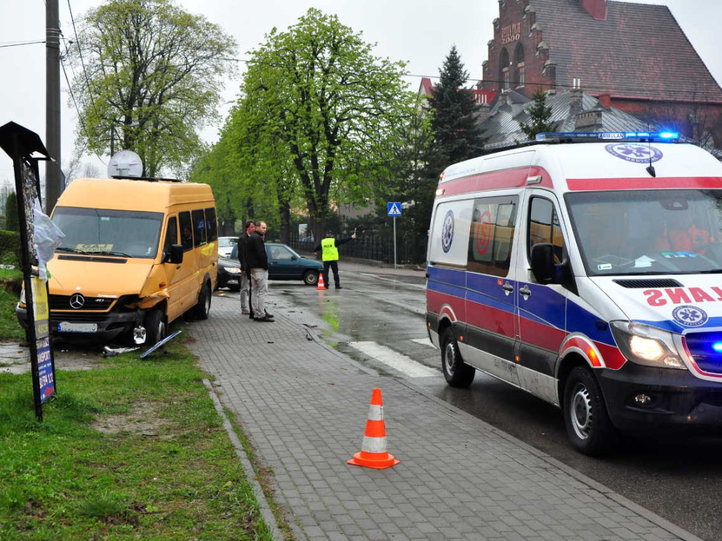 Wypadek na ul. Tysiąclecia w Trzebini - 26.04.2017