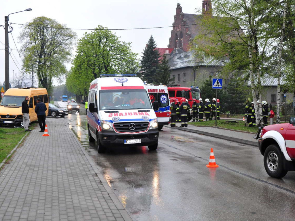 Wypadek na ul. Tysiąclecia w Trzebini - 26.04.2017