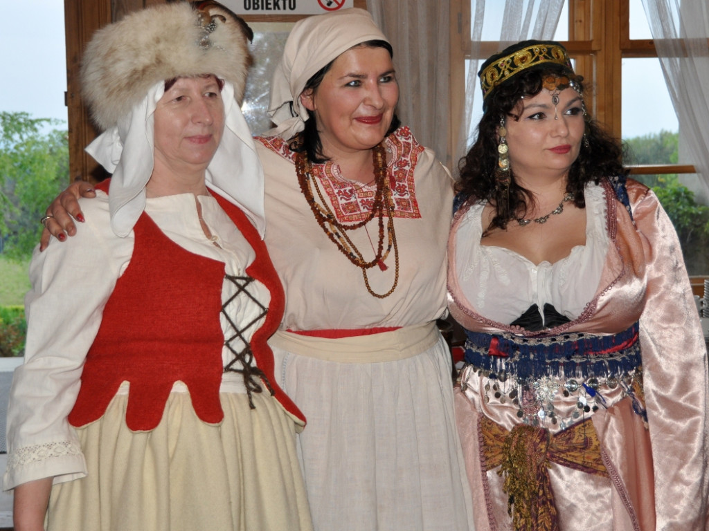 Noc Muzeów w dworze z Drogini w wygiełzowskim skansenie – 12.05.2017 r.