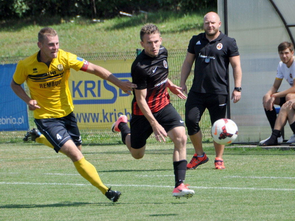 Mecz piłkarskiej III ligi: MKS Trzebinia - Wólczanka Wólka Pełkińska - 15.08.2017