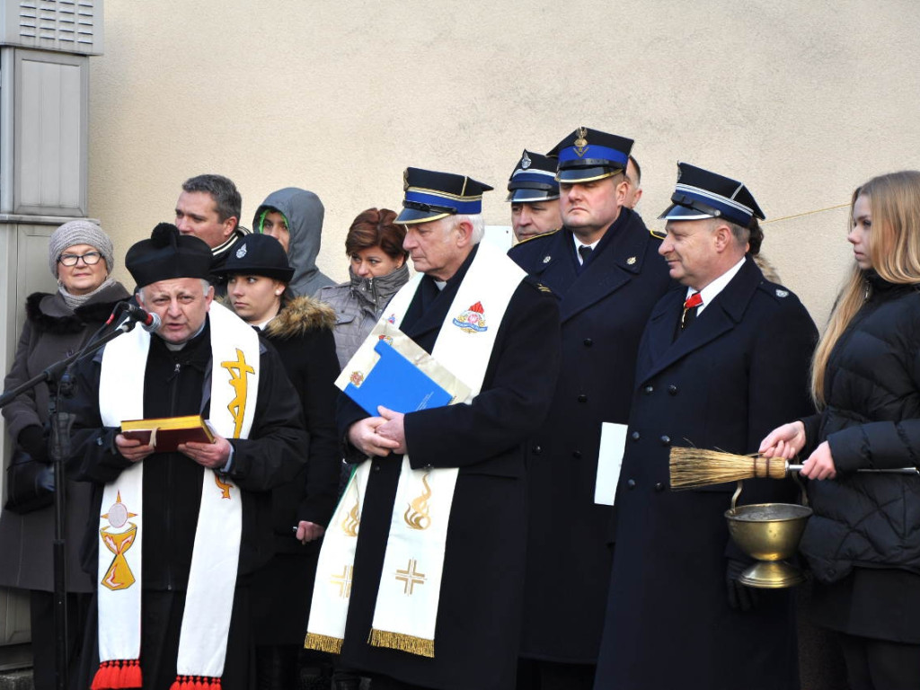 Uroczyste przekazanie nowych wozów Ochotniczej Straży Pożarnej w Psarach