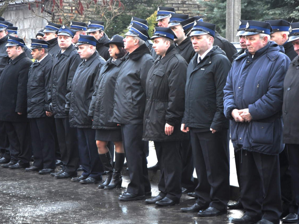 Uroczyste przekazanie nowych wozów Ochotniczej Straży Pożarnej w Psarach