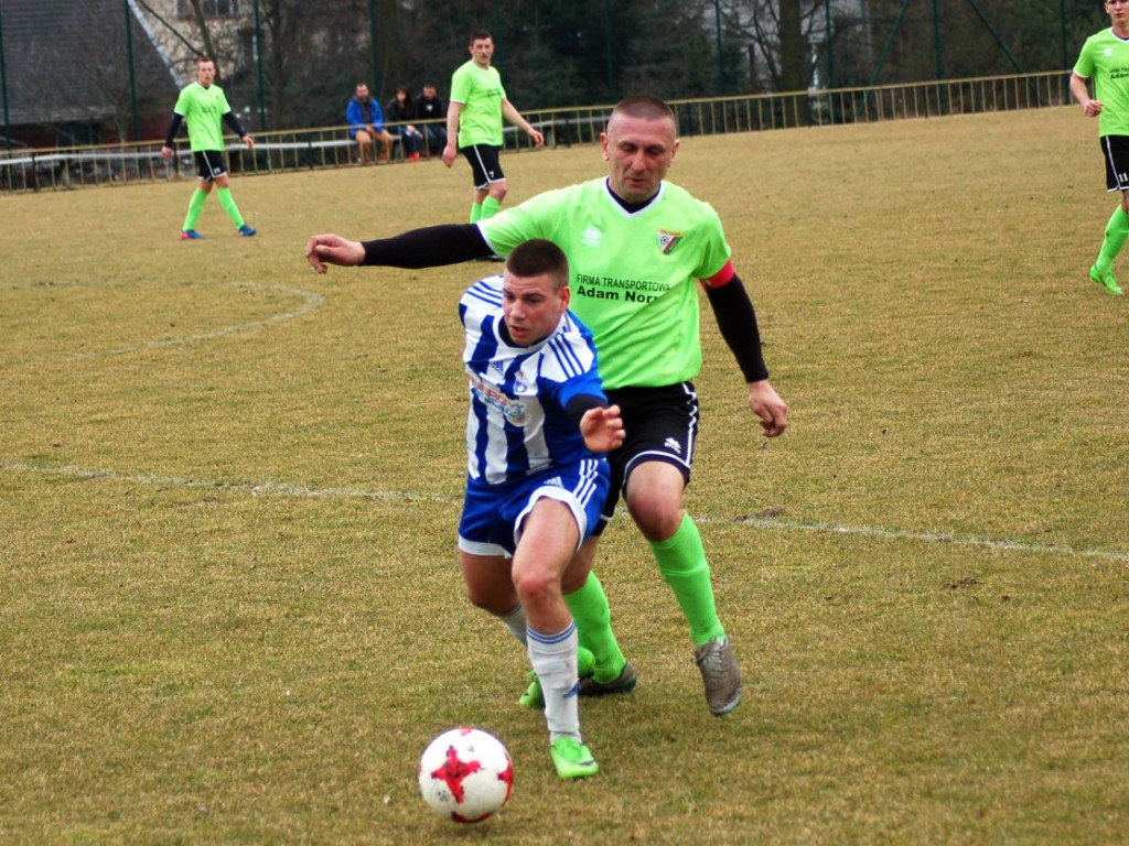 Mecz klasy okręgowej Żarki - Zatorzanka - 31.03.2018 r.