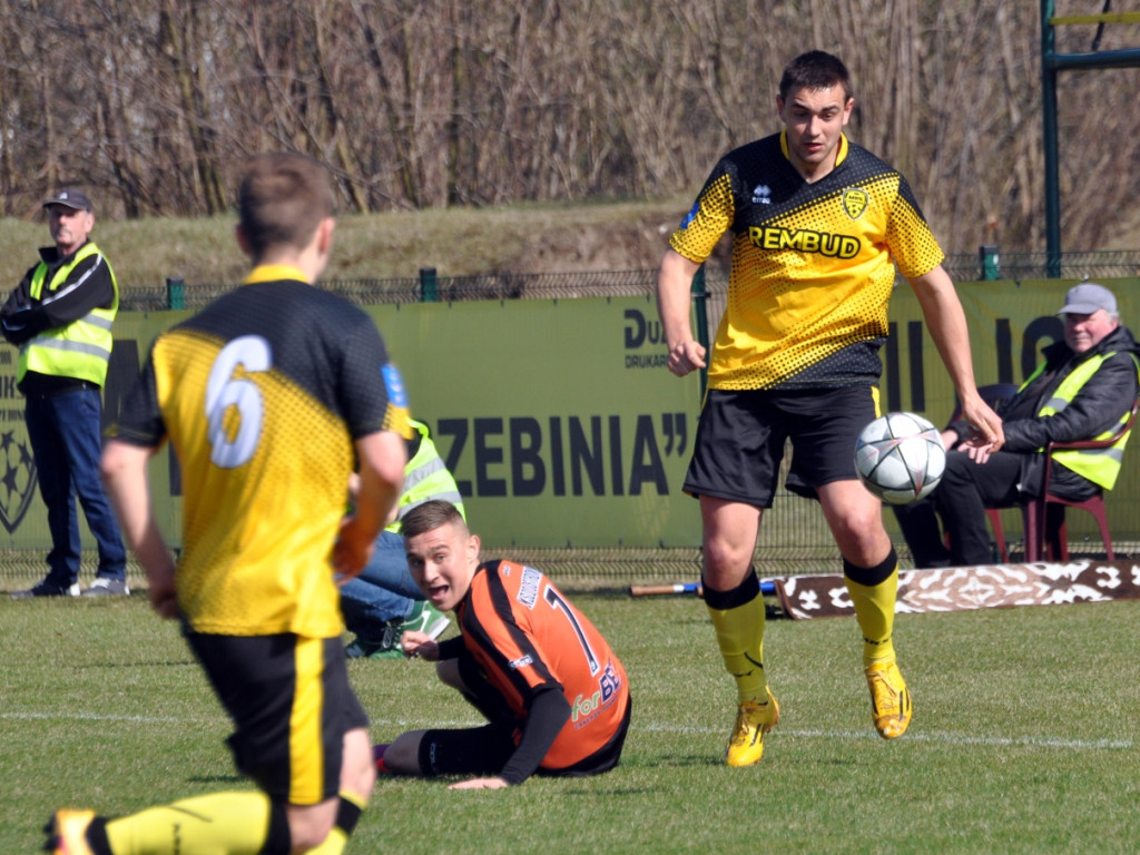 Mecz III ligi: MKS Trzebinia - KSZO Ostrowiec Świętokrzyski - 07.04.2018 r.