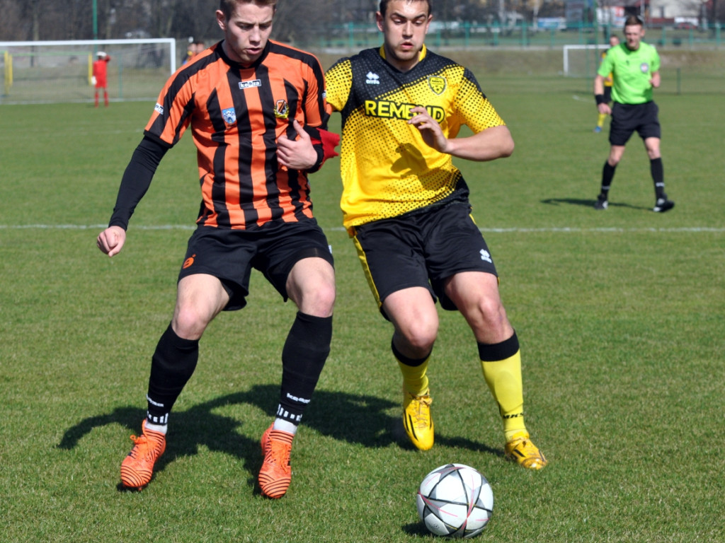 Mecz III ligi: MKS Trzebinia - KSZO Ostrowiec Świętokrzyski - 07.04.2018 r.
