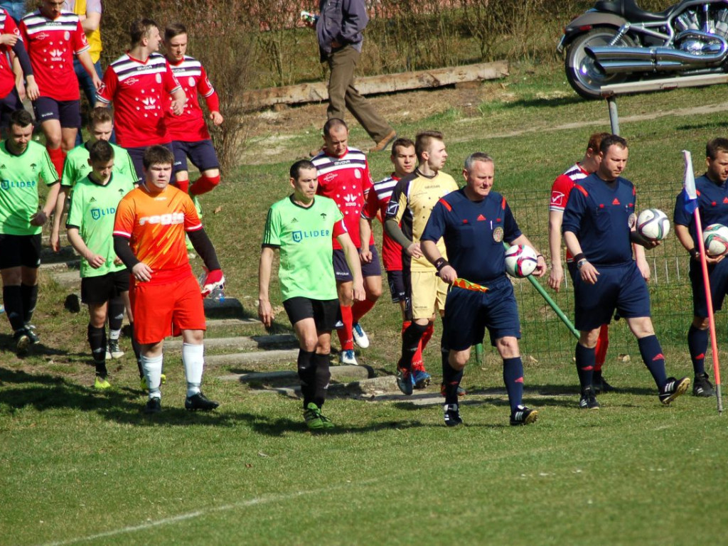 Mecz klasy okręgowej: Zagórzanka Zagórze - Dąb Paszkówka - 8.04.2018 r.