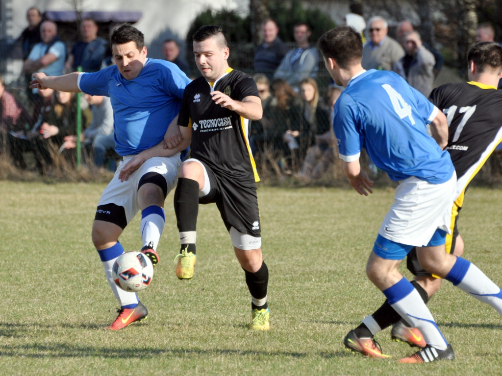 Mecz A-klasy: UKS Dulowa - MKS Alwernia - 08.04.2018 r.