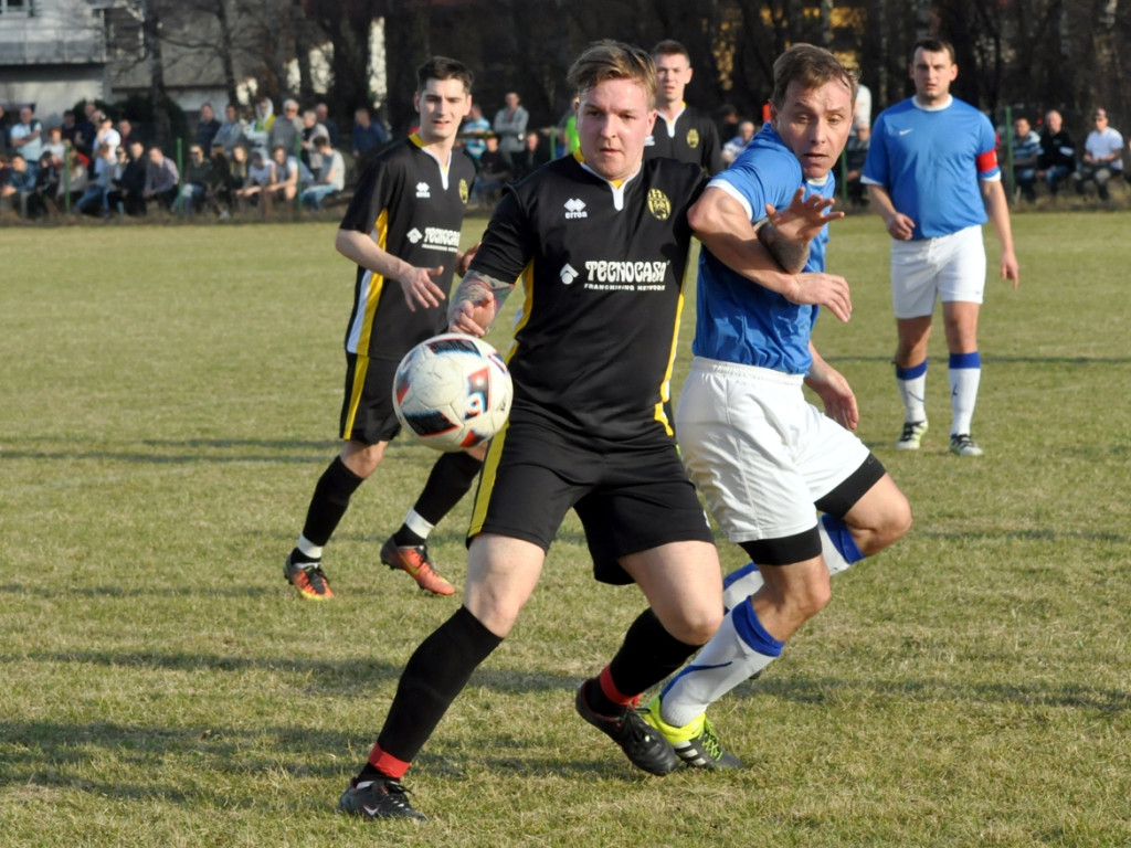 Mecz A-klasy: UKS Dulowa - MKS Alwernia - 08.04.2018 r.
