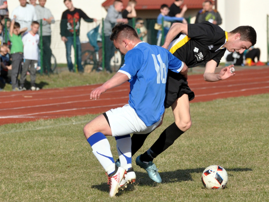 Mecz A-klasy: UKS Dulowa - MKS Alwernia - 08.04.2018 r.