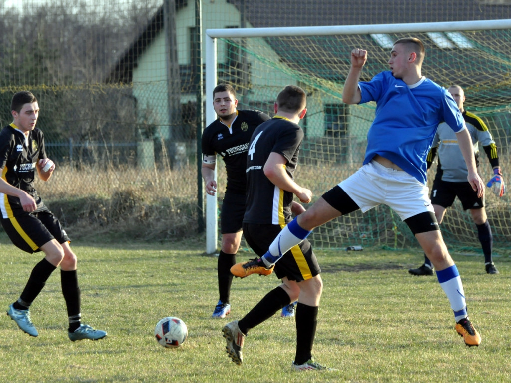 Mecz A-klasy: UKS Dulowa - MKS Alwernia - 08.04.2018 r.
