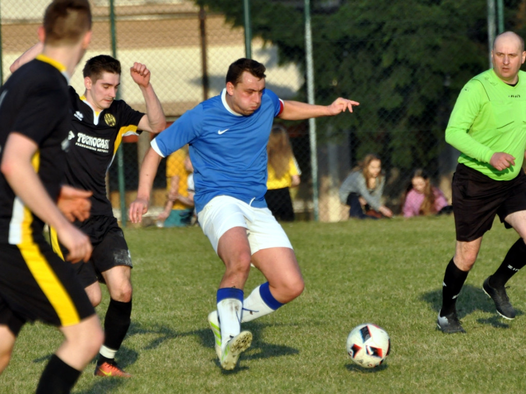 Mecz A-klasy: UKS Dulowa - MKS Alwernia - 08.04.2018 r.