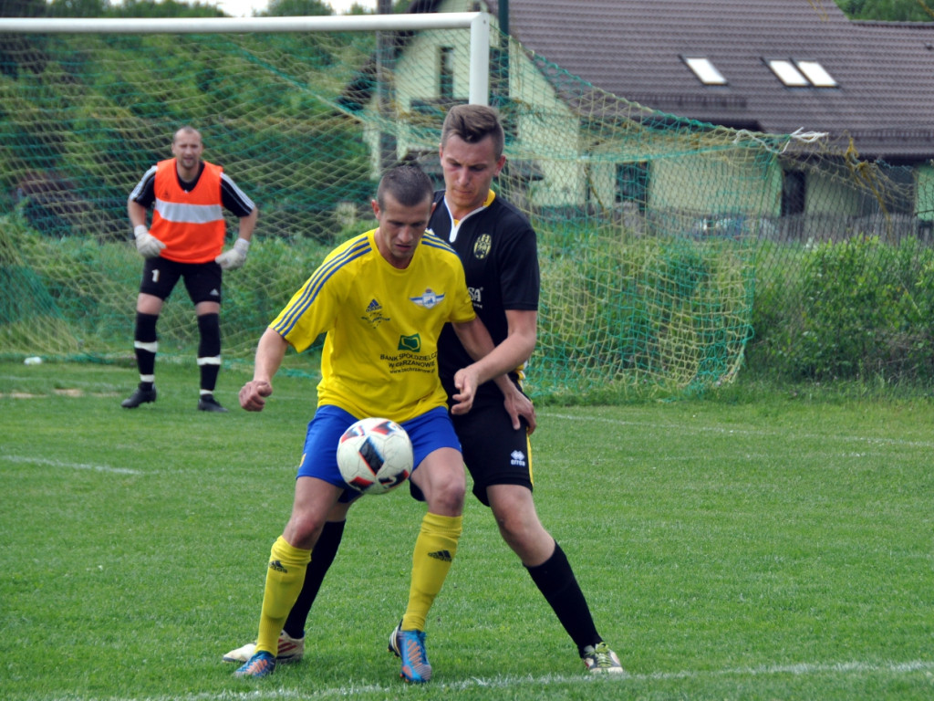 Mecz A-klasy UKS Dulowa - Fablok Chrzanów - 20.05.2018 r.