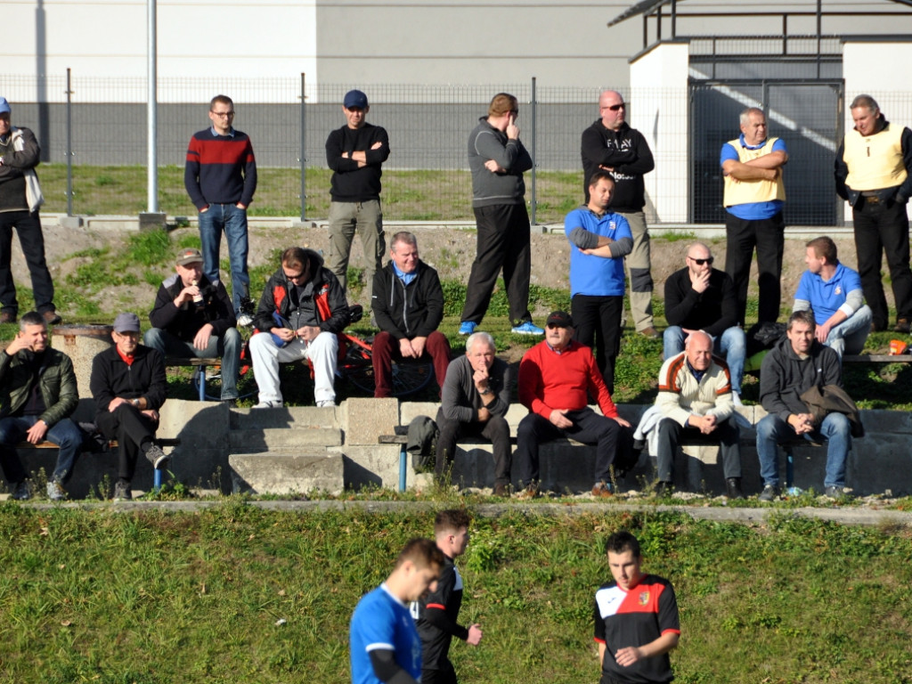 Mecz A-klasy Błyskawica Myślachowice - MKS Libiąż - 10.11.2018 r.