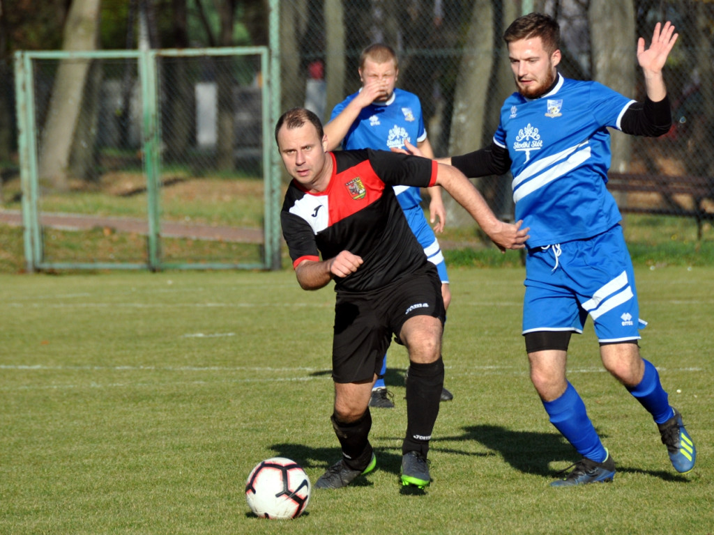 Mecz A-klasy Błyskawica Myślachowice - MKS Libiąż - 10.11.2018 r.