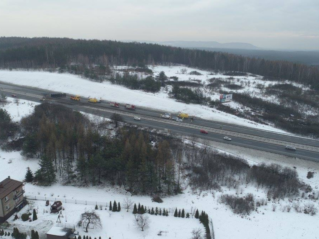 Ciężarówka przewróciła się na autostradzie A4 - 16.01.2019 r.