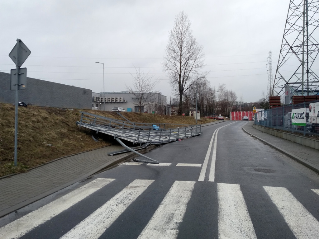 Usuwanie skutków wichury w powiecie chrzanowskim - 11.03.2019 r.