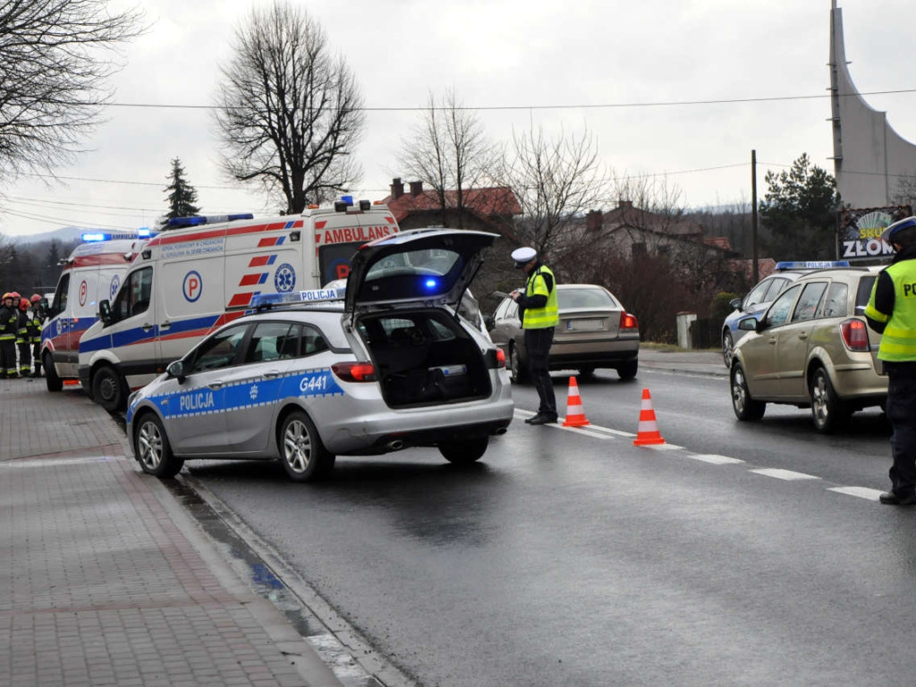Wypadek na krajówce w Młoszowej 15.03.2019