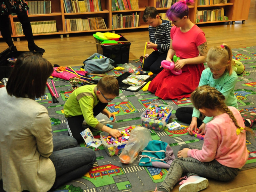 Chrzanowski Dzień Kobiet w bibliotece 15.03.2019