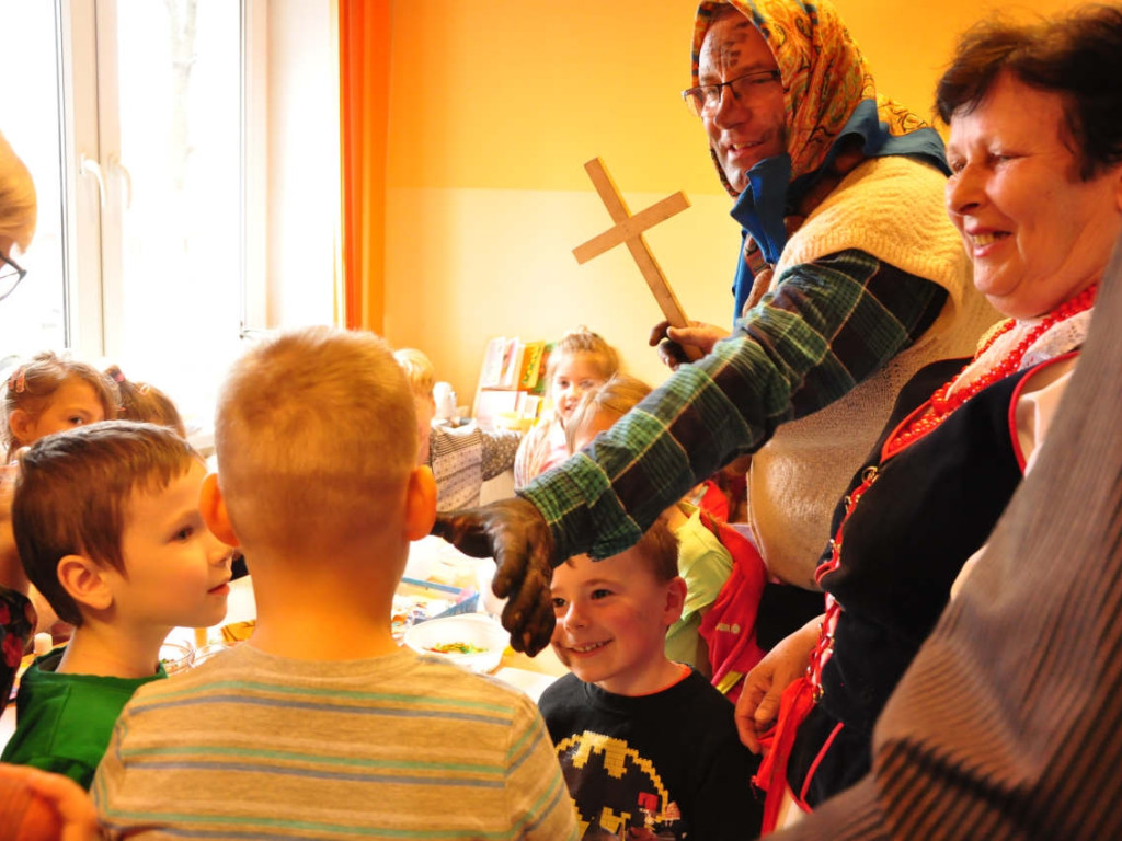 Wielkanocne spotkanie z tradycja w Trzebini 12.04.2019r.