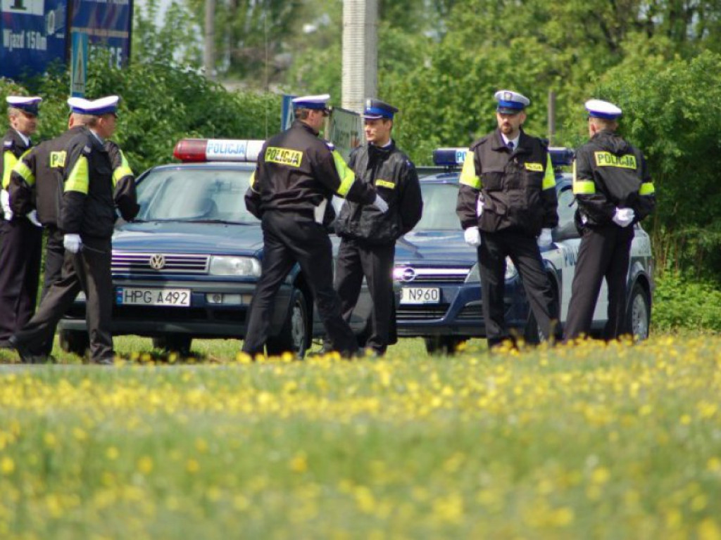 Przejazd papieża Benedykta XVI przez Chrzanów i Libąż 28.05.2006 r.