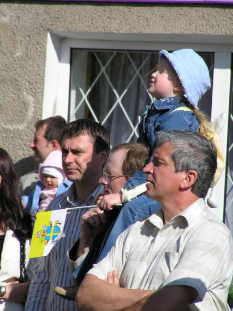 Przejazd papieża Benedykta XVI przez Chrzanów i Libąż 28.05.2006 r.