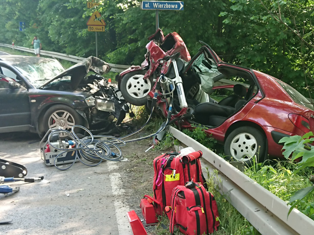 Wypadek w Płazie. Śmigłowiec zabrał rannego